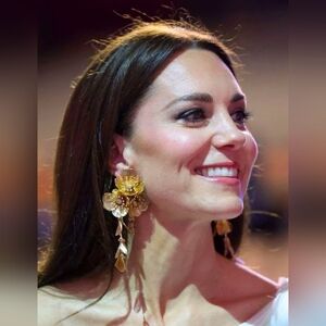 Zara Kate Middleton Earrings And Necklace Set